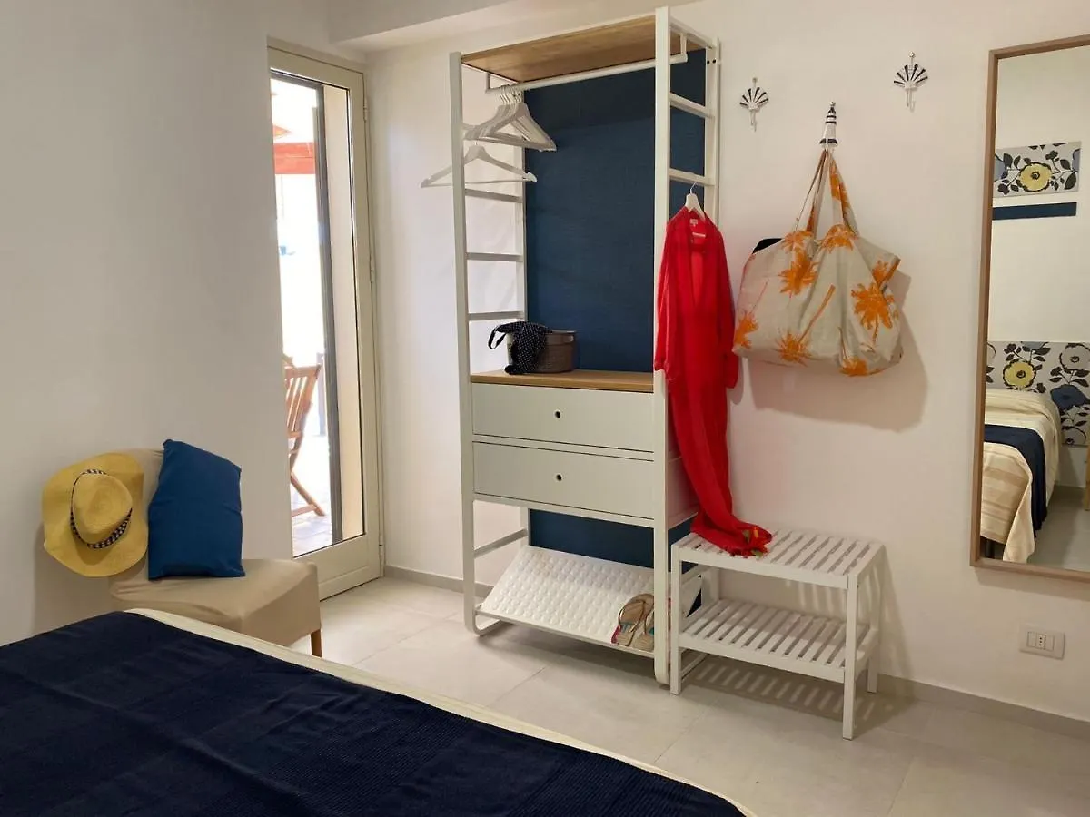 Casa Vacanze Il Giardino Dei Girasoli Marina di Ragusa Italië