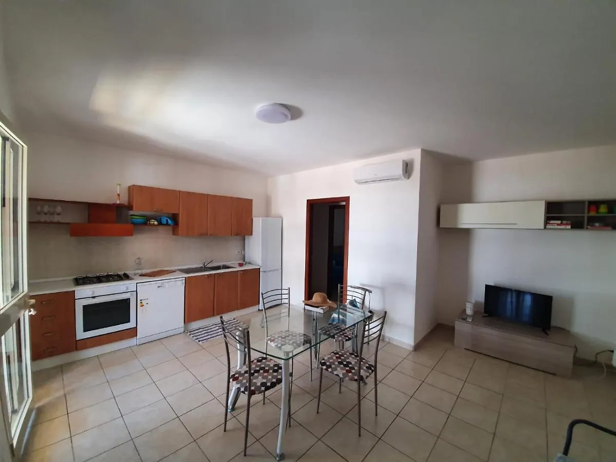 Appartement Casa Vacanze Il Giardino Dei Girasoli Marina di Ragusa Italië