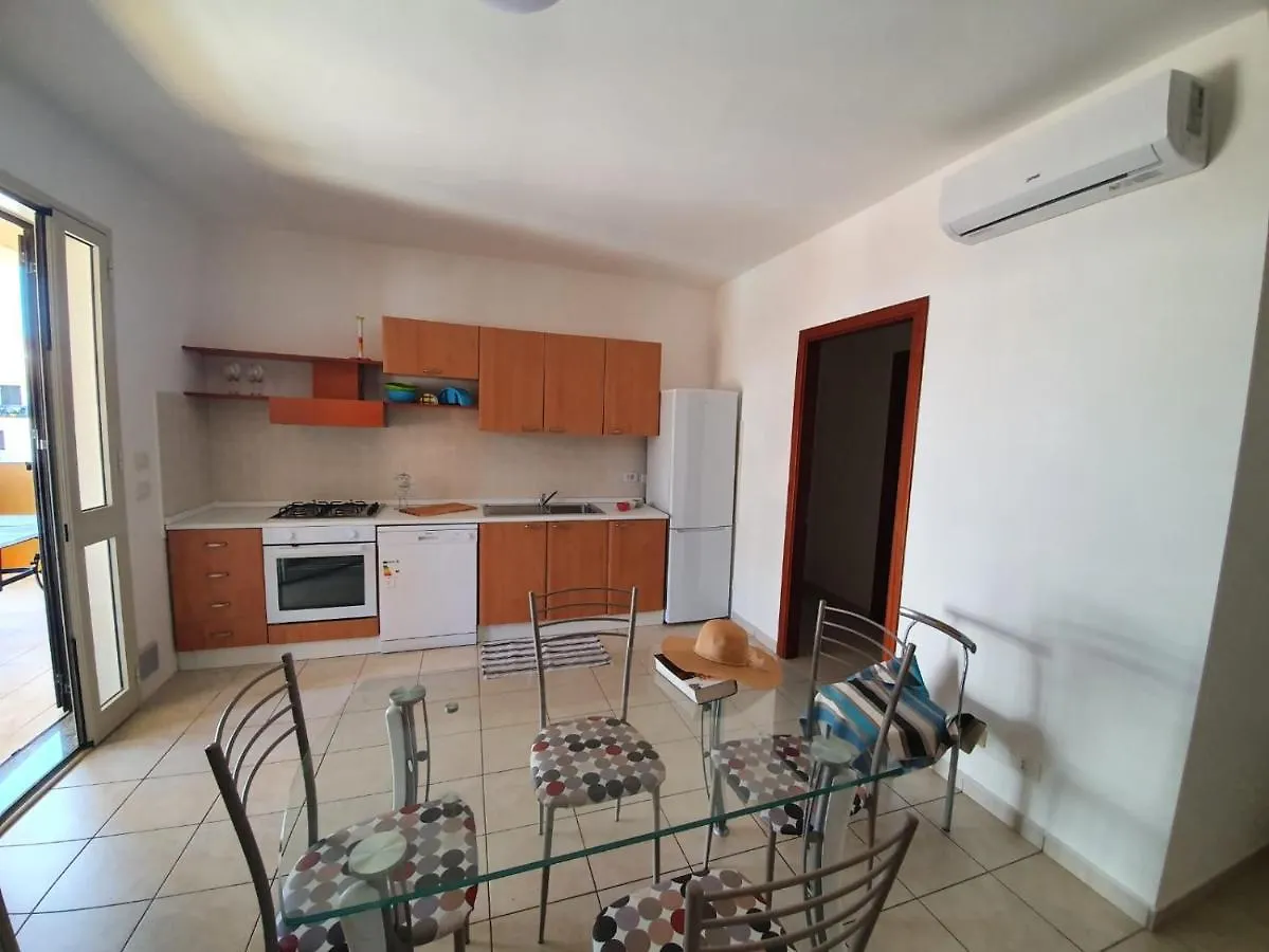Casa Vacanze Il Giardino Dei Girasoli Marina di Ragusa Appartement