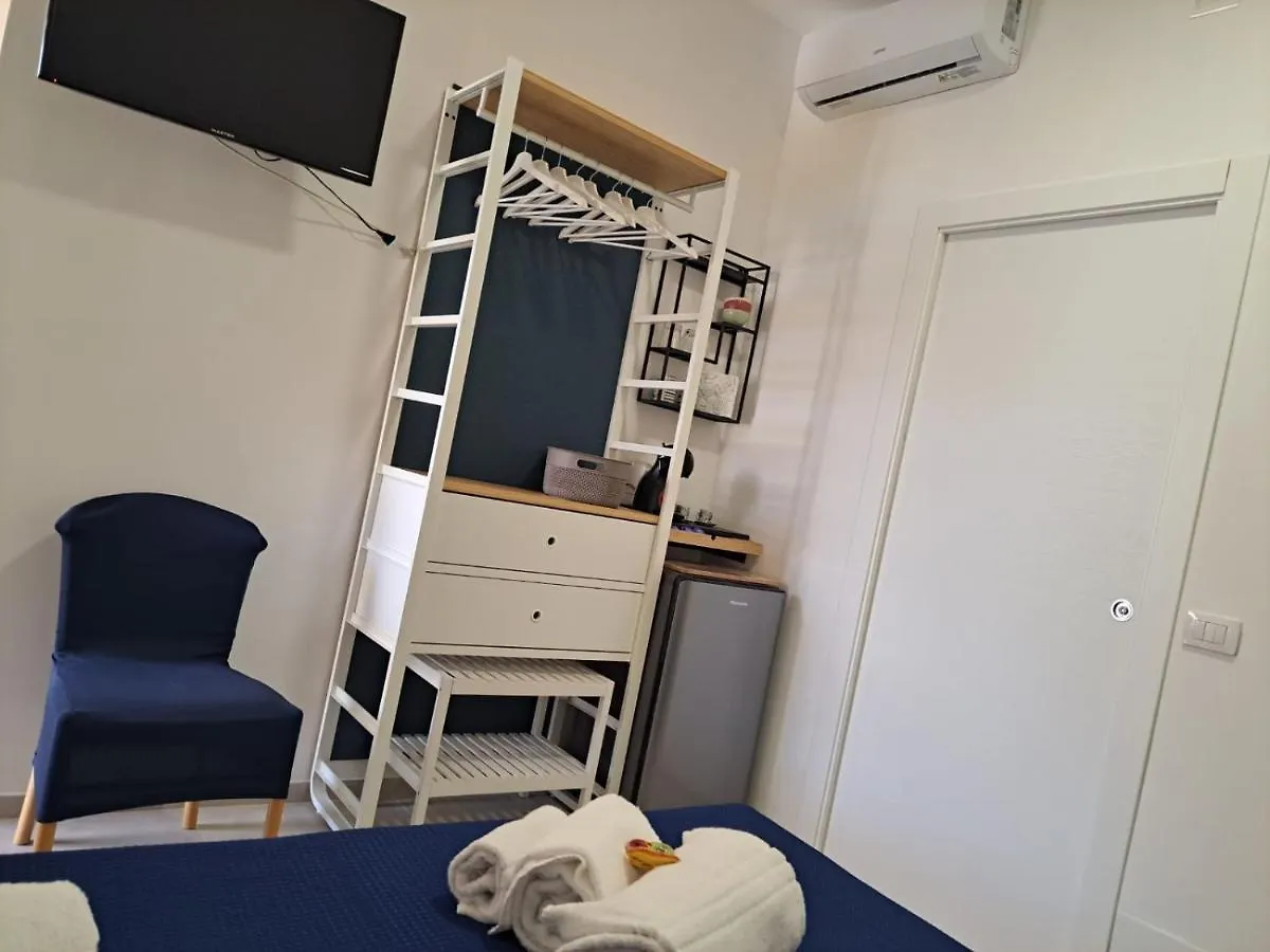 Appartement Casa Vacanze Il Giardino Dei Girasoli Marina di Ragusa Italië
