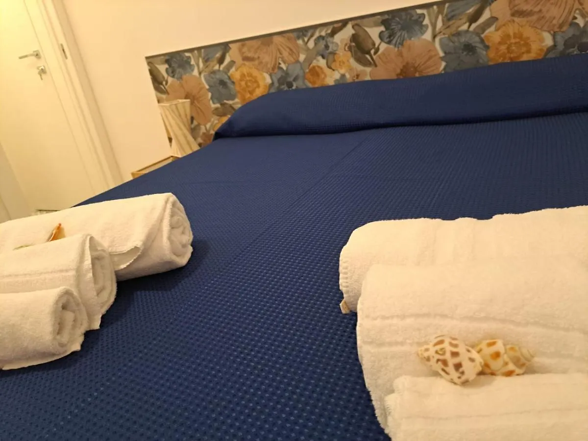 Casa Vacanze Il Giardino Dei Girasoli Marina di Ragusa 0*,  Italy