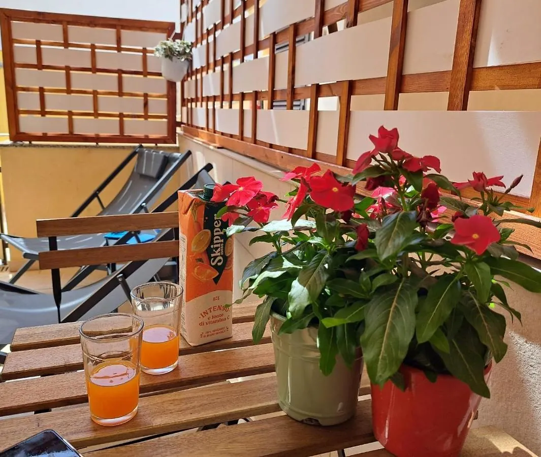 Appartamento Casa Vacanze Il Giardino Dei Girasoli Marina di Ragusa 0*,