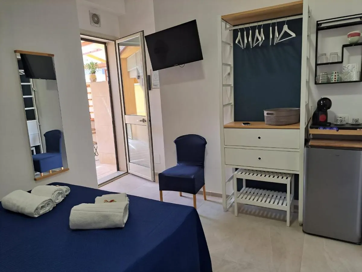 Casa Vacanze Il Giardino Dei Girasoli Marina di Ragusa Appartement