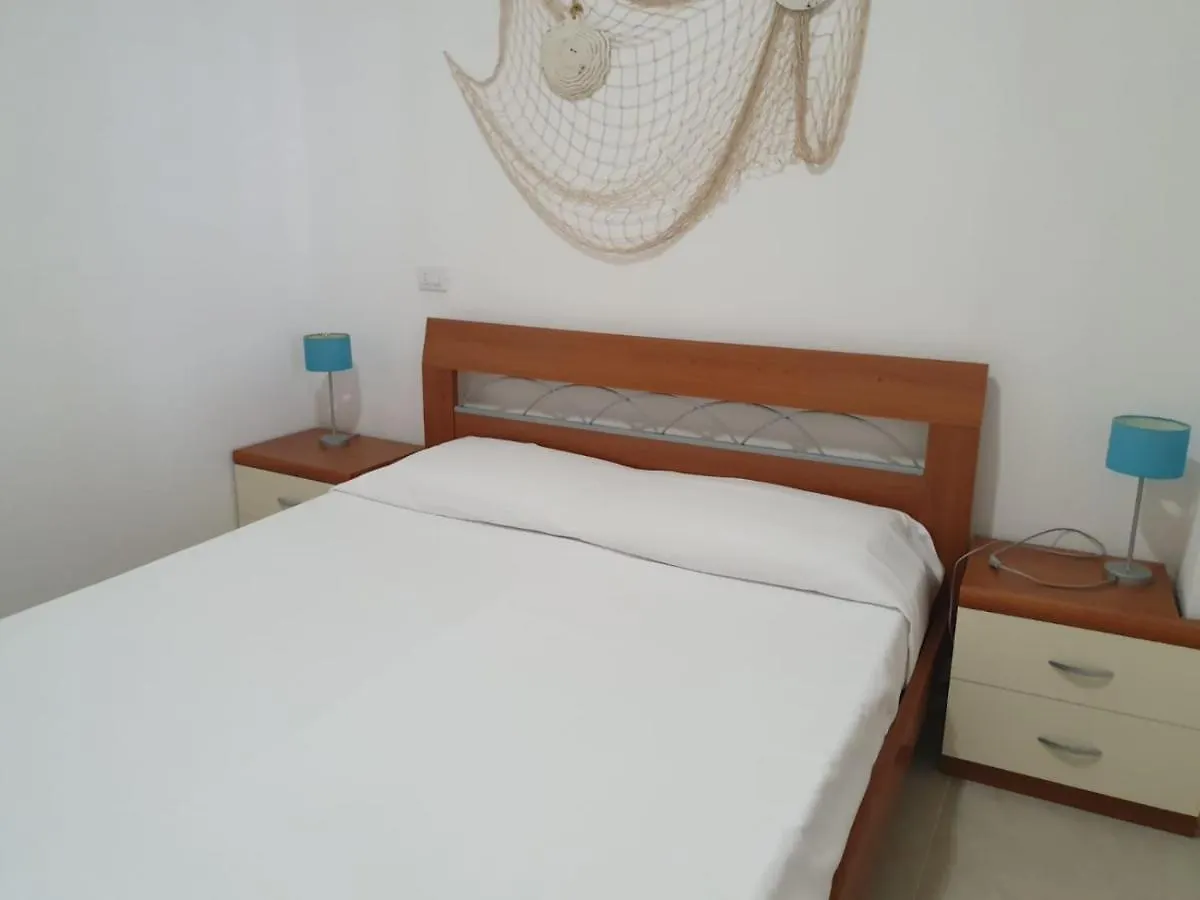 Casa Vacanze Il Giardino Dei Girasoli Marina di Ragusa Appartement