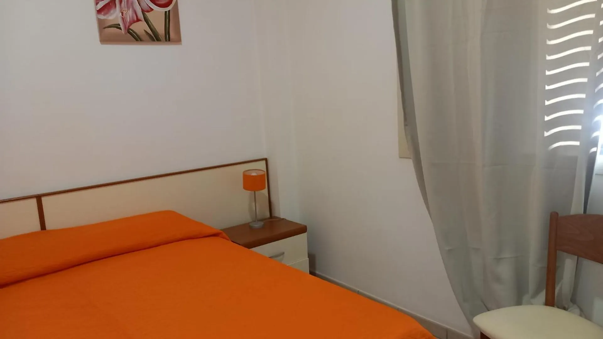 Casa Vacanze Il Giardino Dei Girasoli Marina di Ragusa Appartement