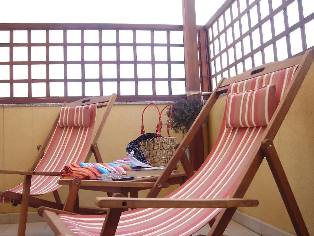 Apartment Casa Vacanze Il Giardino Dei Girasoli Marina di Ragusa