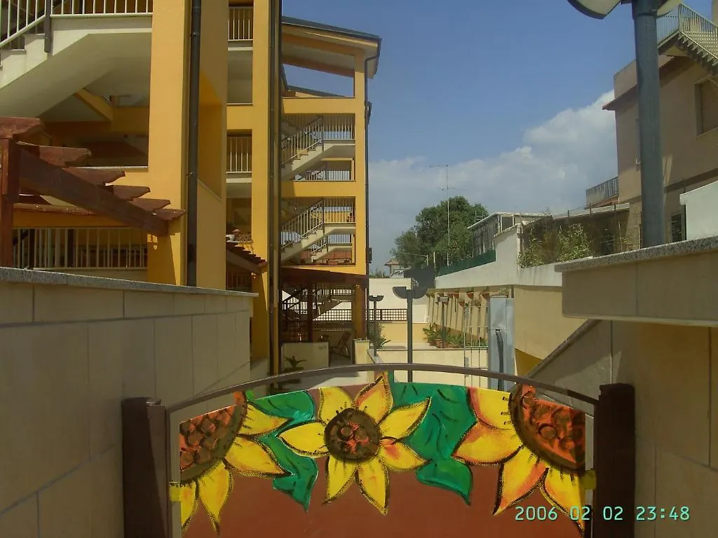 Apartment Casa Vacanze Il Giardino Dei Girasoli Marina di Ragusa